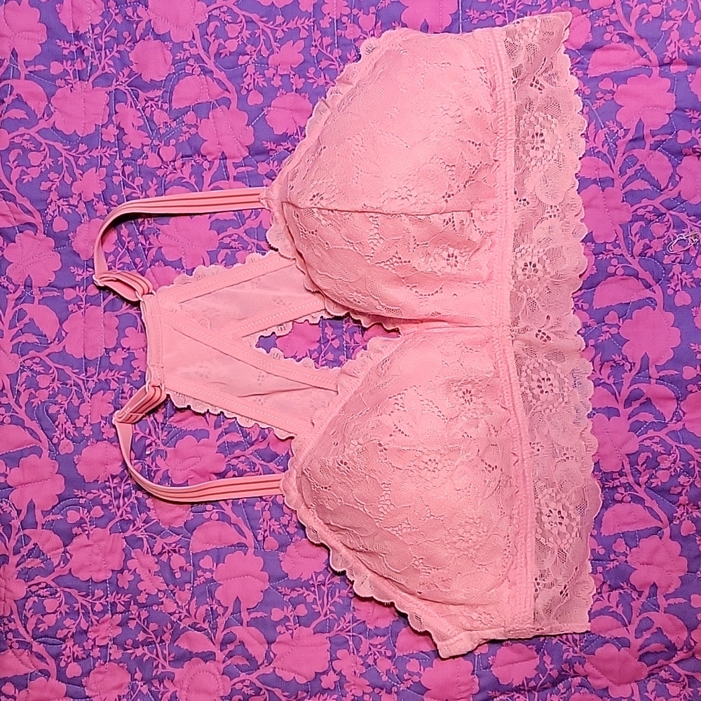 Aerie Lace bralett XL New with Tags Pink and Red  perfect for date night